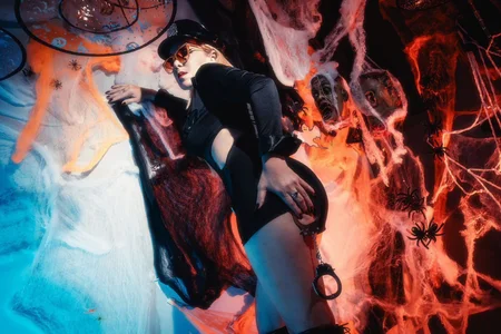 Kelly_Mature_HALLOWEN PICS图片 3