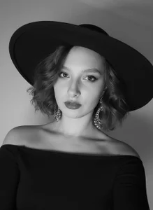 LilyannRosse: Without Makeup ( 2 фото)