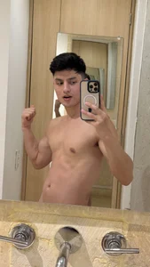 christophermillerxxx A little bit of me/Un poco de mi зображення 2