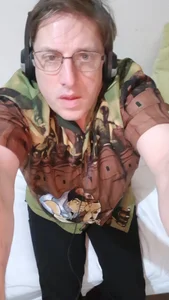 Outdoorsexlover: Just me ( 2 фото)