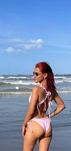 beach, sun and sand de cris_dulce  Imagens