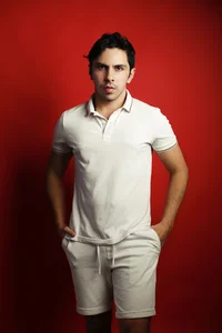 SuxxDiego: Public ( 2 фото)