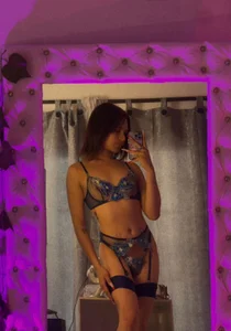 Aron_cruz Naughty Girl รูป 