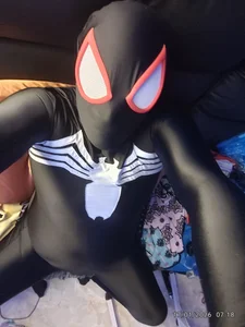 zentai33's photo