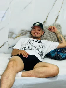 A little tenderness and a lot of fire 🔥💋 od Enzo_Turner  snímek