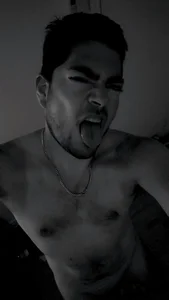 JaySquirt96: Me ( 3 фото)