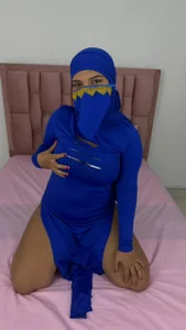 Ashley_sakina Public  7. fénykép