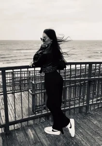 PleasureJasmine Public Kuva 9