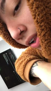 soffmoon Public  2টি ছবি