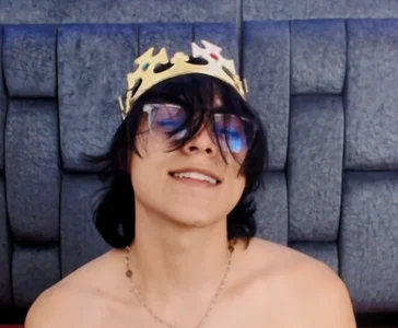 smile bby de dirty_model  7 Imagens