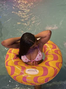 Sophia_brunette_02 Day off Billede 4