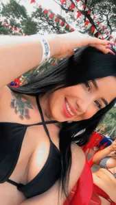 Blow2job-Lat Public  2টি ছবি