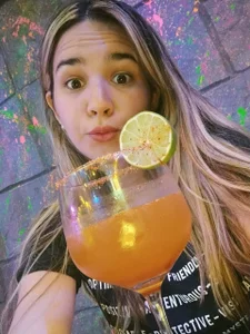 Luna_girlhot_ Public Foto 4