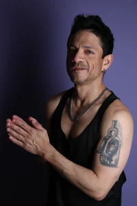 RenzoTorrente Studio pics Pic 3