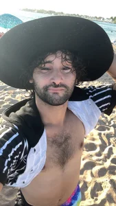 GeekyUCTop Lucifer King Pic 3