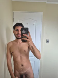 alexxx040420 me Pic 3