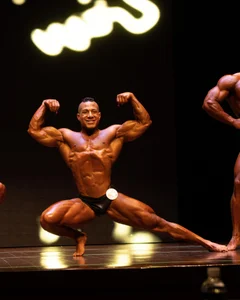 Travis_lenox_ Built to Tempt💪 Pic