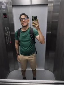 Sebastian_GeertsのSome photos of when I go to the gymの枚の写真