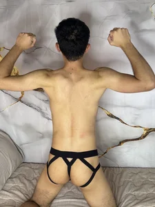 sebas_Lovers01 Public Pic 5