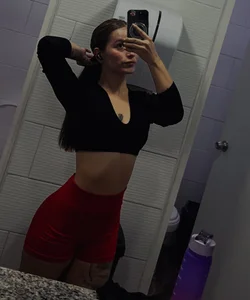 alysa_g_ 💪🏻 Immagine  2