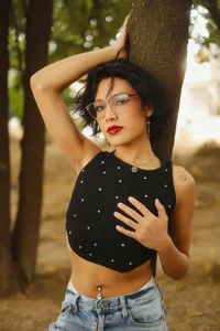 alexandra_lorens outdoors Pic 5