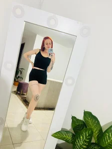 Valeriana00 ending the day Pic 2