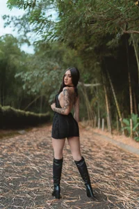 AlliceCopperのKnow Me 🖤の 5枚の写真