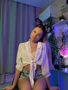 JulieLupo just nice Immagine  2