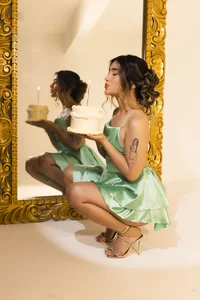 Arianavillada My birthday 🥂 Pic 6