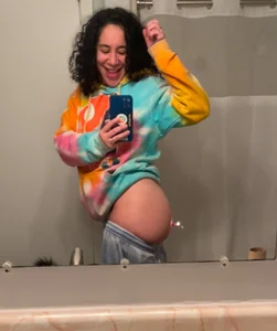 SallySativa Public Pic