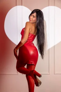 KelaniSilvaのvalentine's day redの 2枚の写真