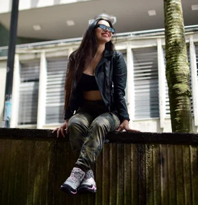 Shayla--broos We are already 10 thousand followers, thank you for so much love and so much support I love you 😍😍 Pic 2