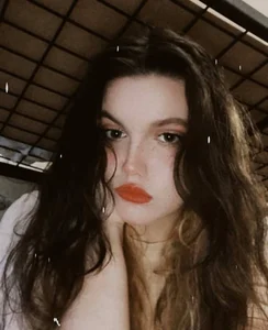 JuliannPaysourmy life Bild