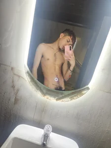 Axel_Bell Public slika 3