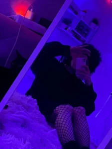 em0_b0yPublic Bild 2