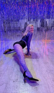 AlisaHiddenPublic Bild