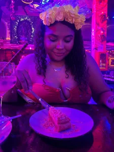 Isabellapierce My birthday 🙈🙈 圖片