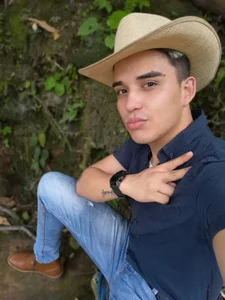 xpleasurableboyx's XXX Nude Photo 2