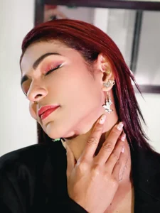 HannaPetit: Red looks with my beautiful skin ( 7 фото)