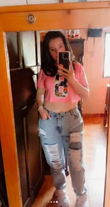 Ana_Velvet_ Public Billede 2