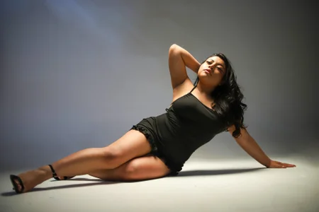 Alexa_Madisson Between Shadows and Light🖤 Pic