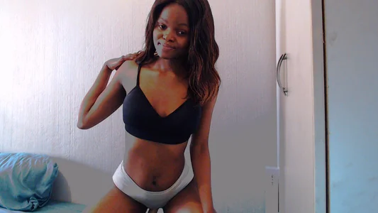 Sweet-PetiteX Public Pic 2