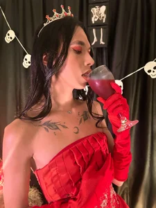 Isadora_hot69 Queen of Hearts Hình 2