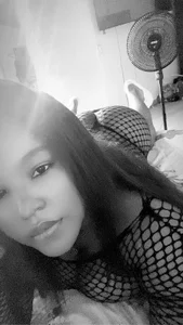 isabella_rossee_ Public Pic 7