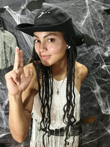 Sharonxt Public Pic 2