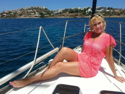 Magic_Blondiei love yachts图片