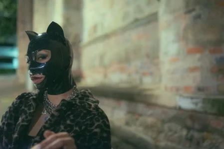 K_Intraven0us Public Pic 5