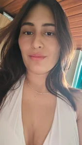 Karina_ec_ Public slika