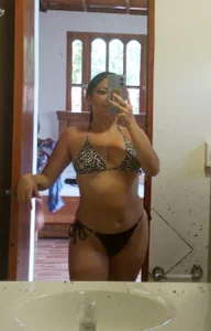 Kate_Gale: Public ( 4 фото)