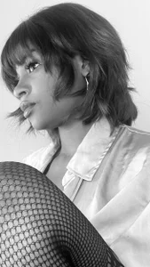 alison-ker3 Public Pic